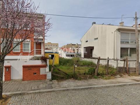 Terreno para construção – S. Mamede Infesta