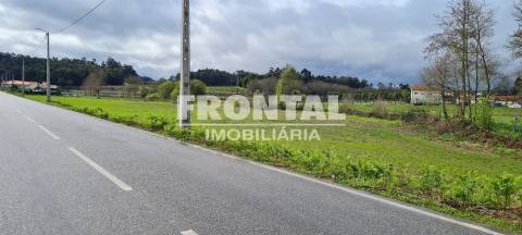 Terreno Rústico em Lousada