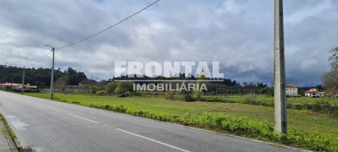 Terreno Rústico em Lousada