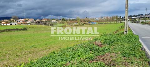 Terreno Rústico em Lousada