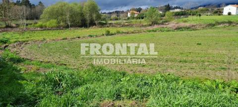 Terreno Rústico em Lousada