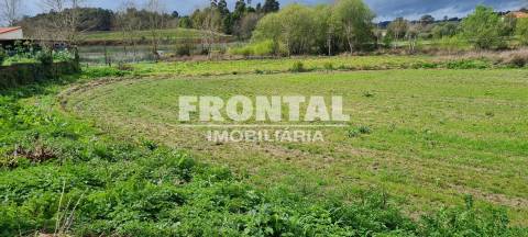 Terreno Rústico em Lousada