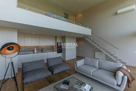 Apartamento T0 com Vistas Fantásticas