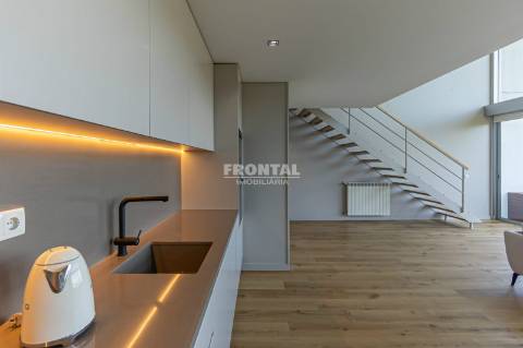 Apartamento T0 com Vistas Fantásticas