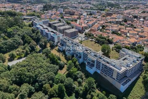 Apartamento T0 com Vistas Fantásticas