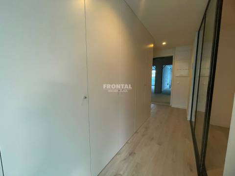 Venda de apartamento T0 novo na Baixa do Porto | Bonfim, Porto