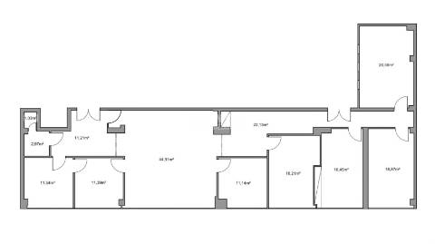 Loja junto à Praça da Batalha