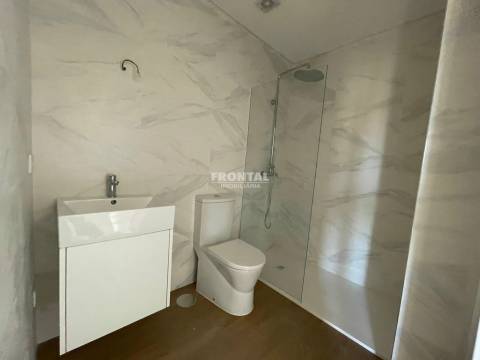 Novo Apartamento T0 ao São João