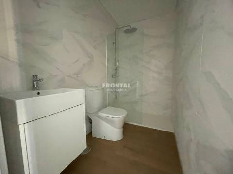 Novo Apartamento T0 ao São João