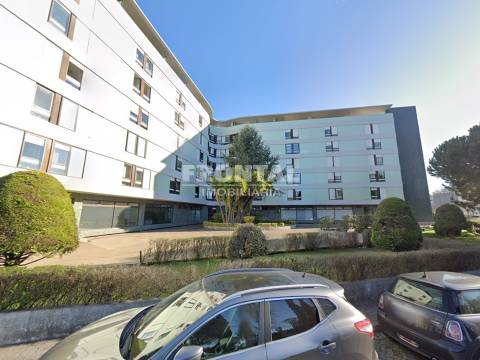 Lugar de Garagem para Venda | Polo Universitário, Hospital São João, Porto