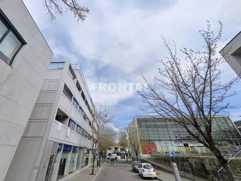 Loja em São Mamede de Infesta