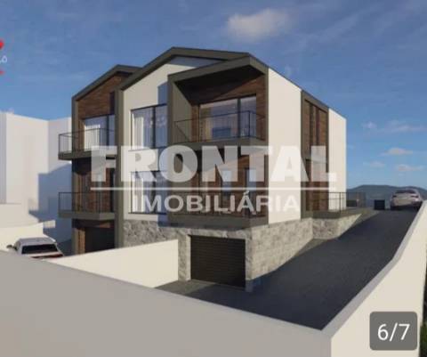 Moradia Geminada T4 Venda em Mirandela,Mirandela