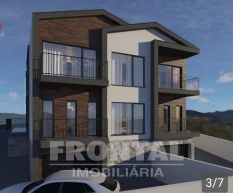 Moradia T4 Geminada - 300 m2 | Centro De Mirandela, Bragança