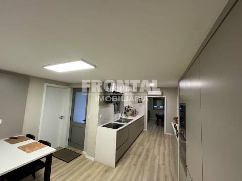 Moradia T3 c/ Piscina em Monte dos Burgos