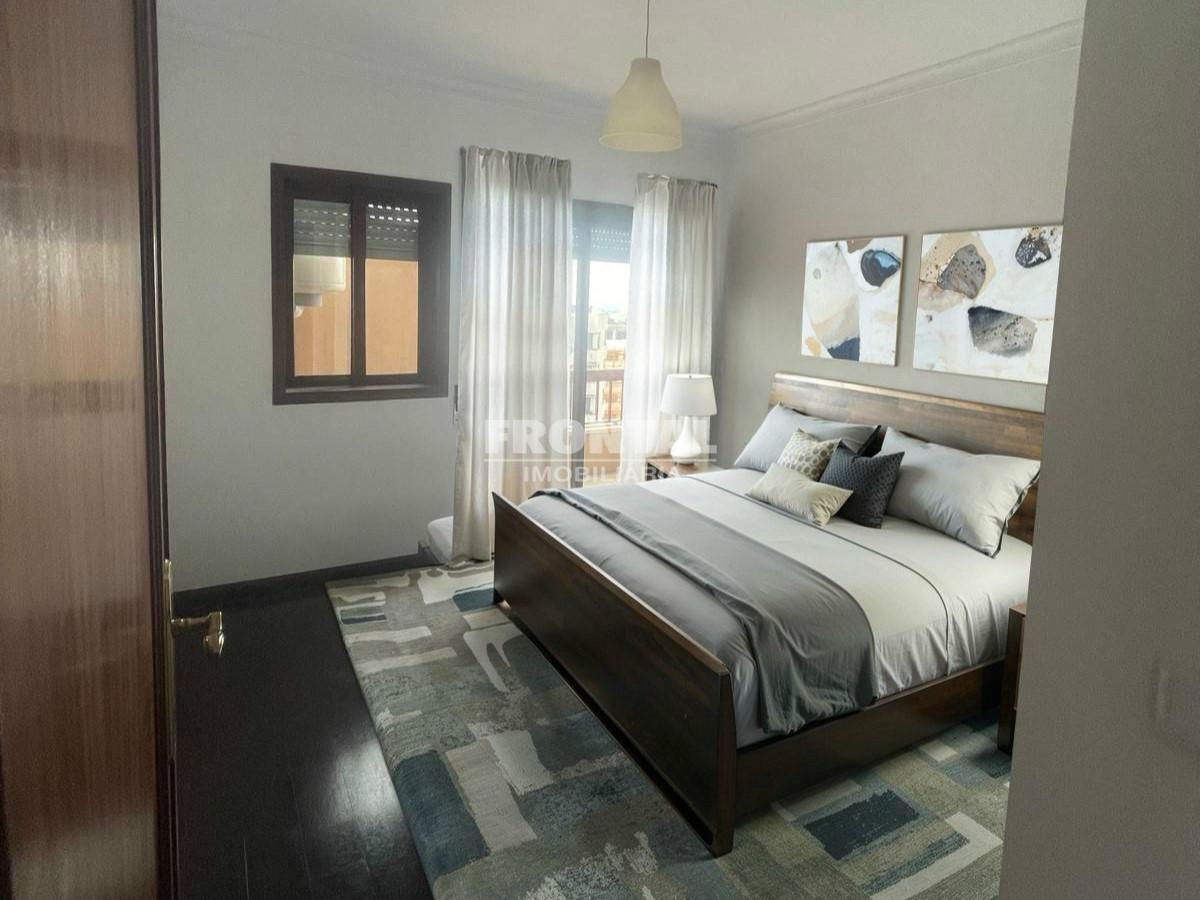 Apartamento T1 à Av. Fernão Magalhães