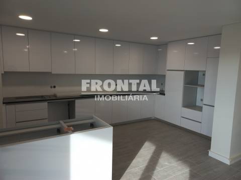 Fantástico T3, de qualidade superior em Mirandela - Último Para Venda