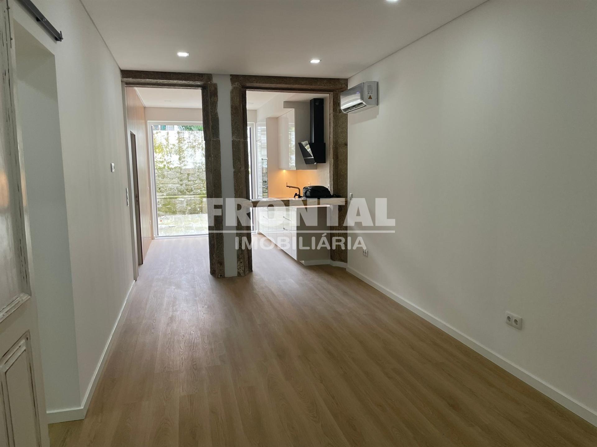 T2 com Terraço + Loja – Oportunidade 2 em 1