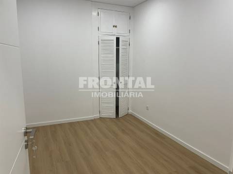 T2 com Terraço + Loja – Oportunidade 2 em 1