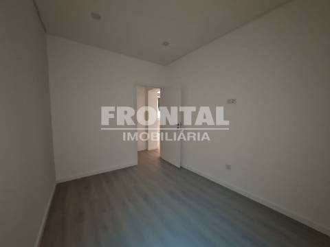 T2 com Terraço + Loja – Oportunidade 2 em 1