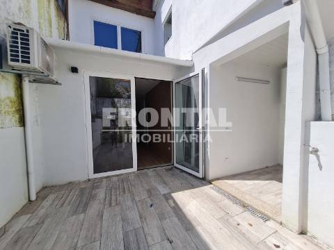 T2 com Terraço + Loja – Oportunidade 2 em 1