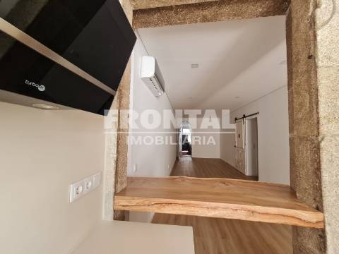 T2 com Terraço + Loja – Oportunidade 2 em 1