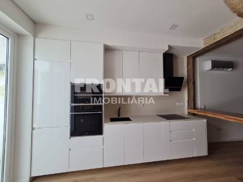 T2 com Terraço + Loja – Oportunidade 2 em 1