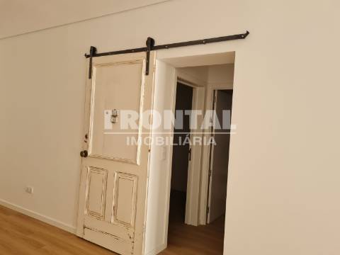 T2 com Terraço + Loja – Oportunidade 2 em 1