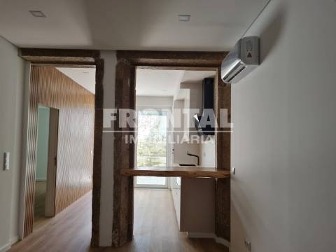 T2 com Terraço + Loja – Oportunidade 2 em 1