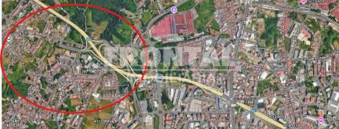 Terreno à venda – Oliveira do Douro