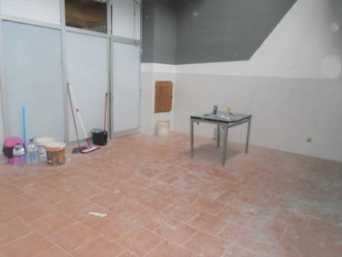 Loja  Venda em Águas Santas,Maia