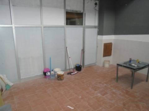 Loja  Venda em Águas Santas,Maia