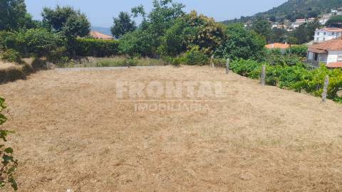 Terreno com Projeto Aprovado – 1392 m²