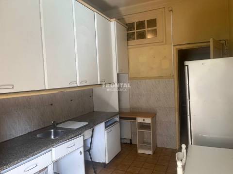 Moradia T4 com Jardim | Ramada Alta – Porto