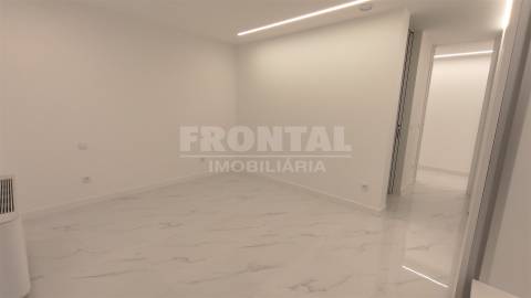 Moradia T3 Nova com Piscina - Sôpo