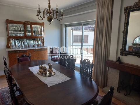 Moradia Geminada T4 Venda em Mirandela,Mirandela