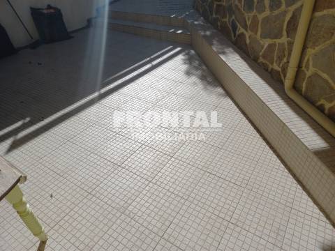 Moradia Geminada T4 Venda em Mirandela,Mirandela