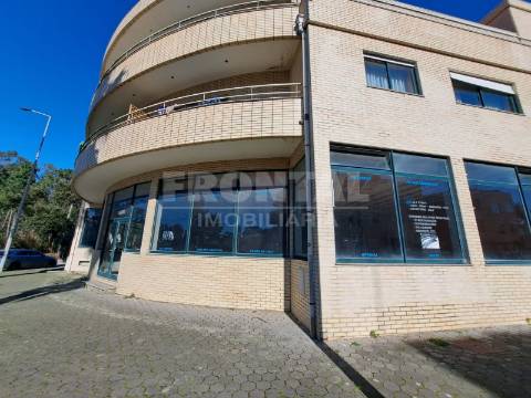 Loja de destaque - Madalena, Vila Nova de Gaia