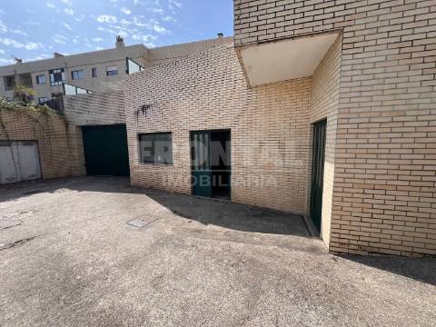 Loja de destaque - Madalena, Vila Nova de Gaia