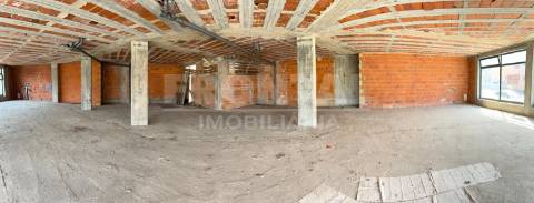 Loja de destaque - Madalena, Vila Nova de Gaia