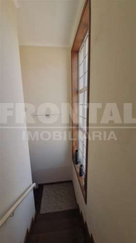 Moradia T3 com Terraços, Jardim e Muita Luz Natural – Grijó