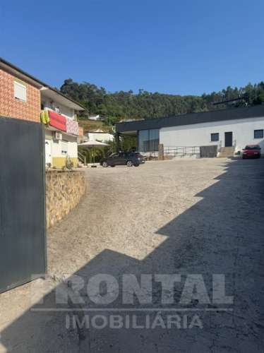 Moradia T3 + Espaço para Eventos - Santo Tirso, Porto