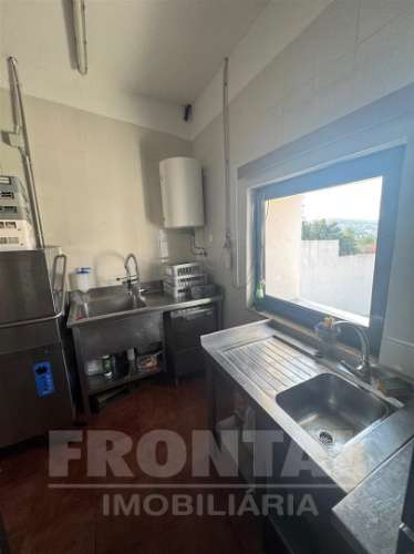 Moradia T3 + Espaço para Eventos - Santo Tirso, Porto