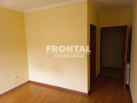 Apartamento T4 Venda em Valpaços e Sanfins,Valpaços