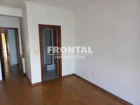 Apartamento T4 Venda em Valpaços e Sanfins,Valpaços