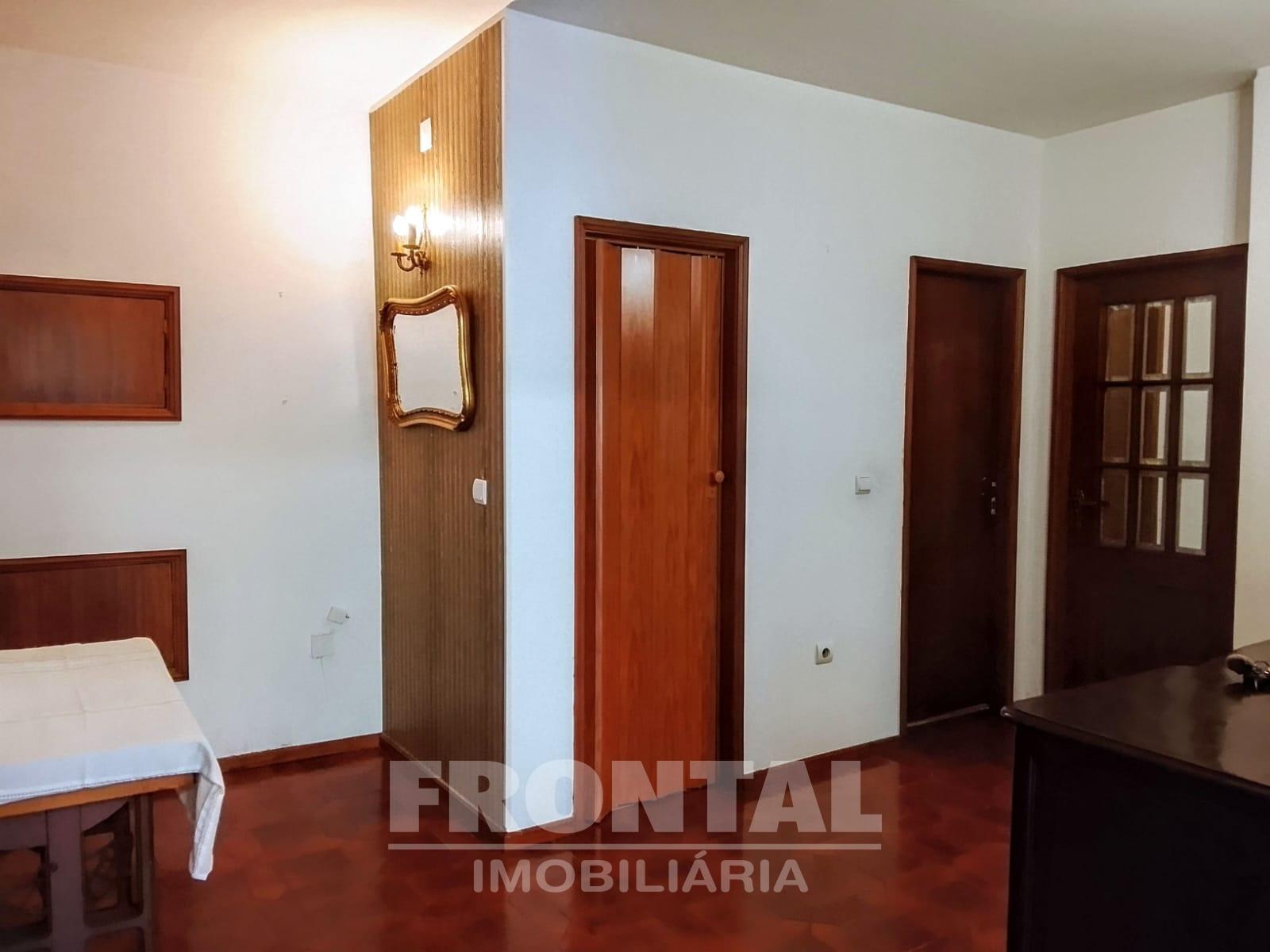 Arrendamento T3 com Varanda Espaçosa &#124; Vila do Conde, Porto
