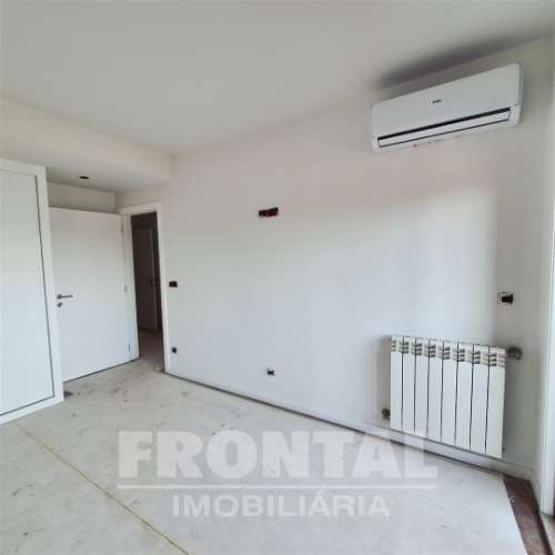 Apartamento T3 na Circunvalação