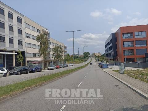 Moradia T2 Para Reabilitar Gueifães – Cidade da Maia