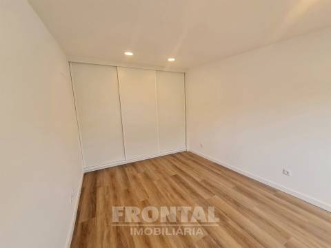 Moradia T2 Impecável e Renovada à venda | Paranhos, Porto