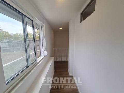Moradia T2 Impecável e Renovada à venda | Paranhos, Porto