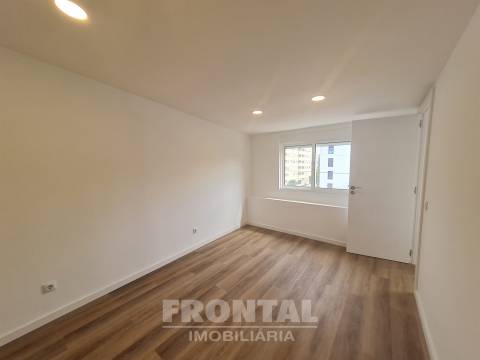 Moradia T2 Impecável e Renovada à venda | Paranhos, Porto